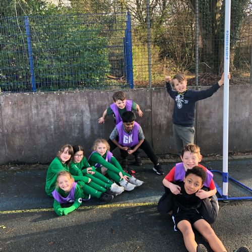 Netball @ Perins Yr 5 17-3-23